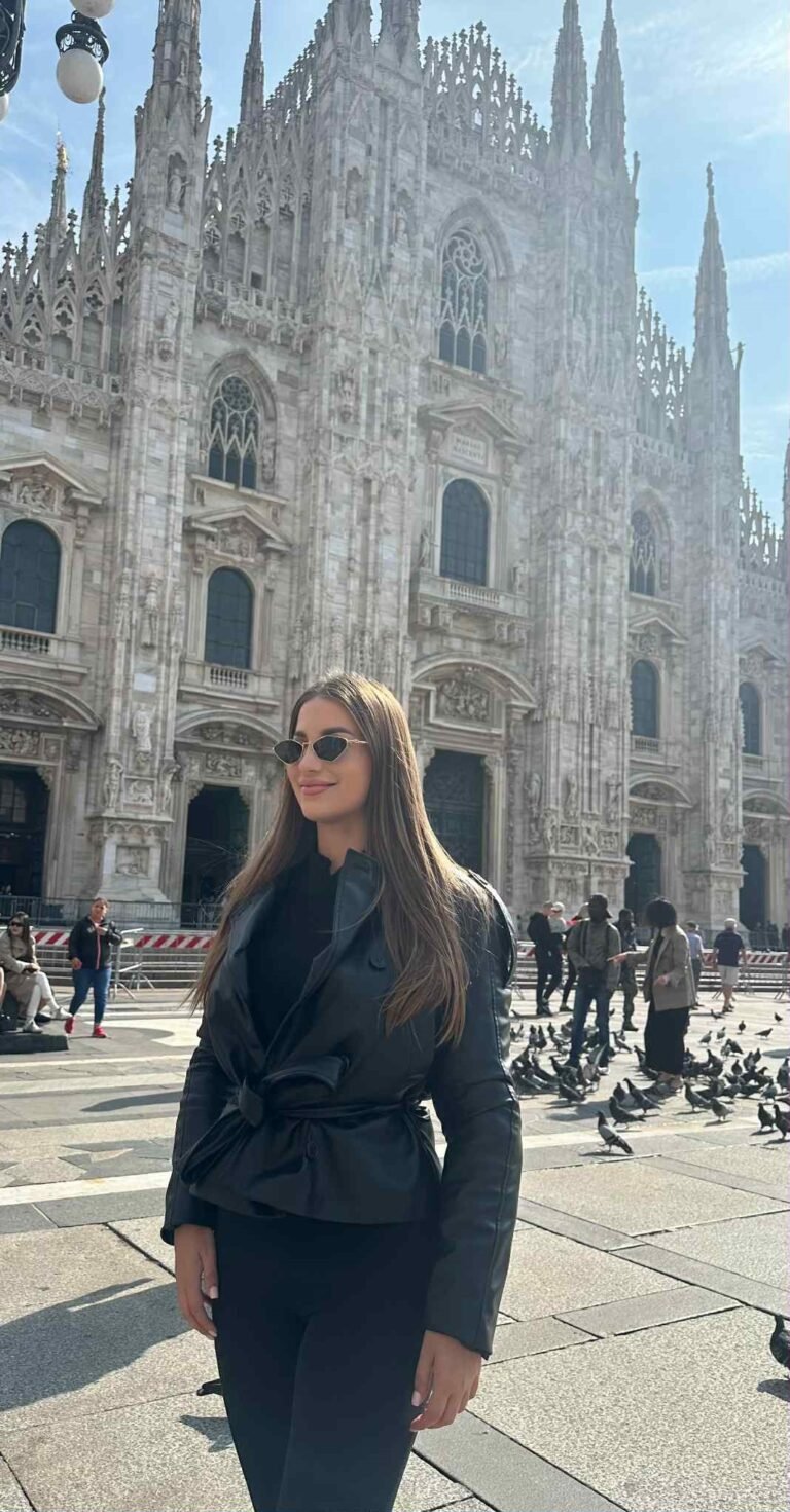 8d8b4103-0db2-47d2-b646-7865d288a56e